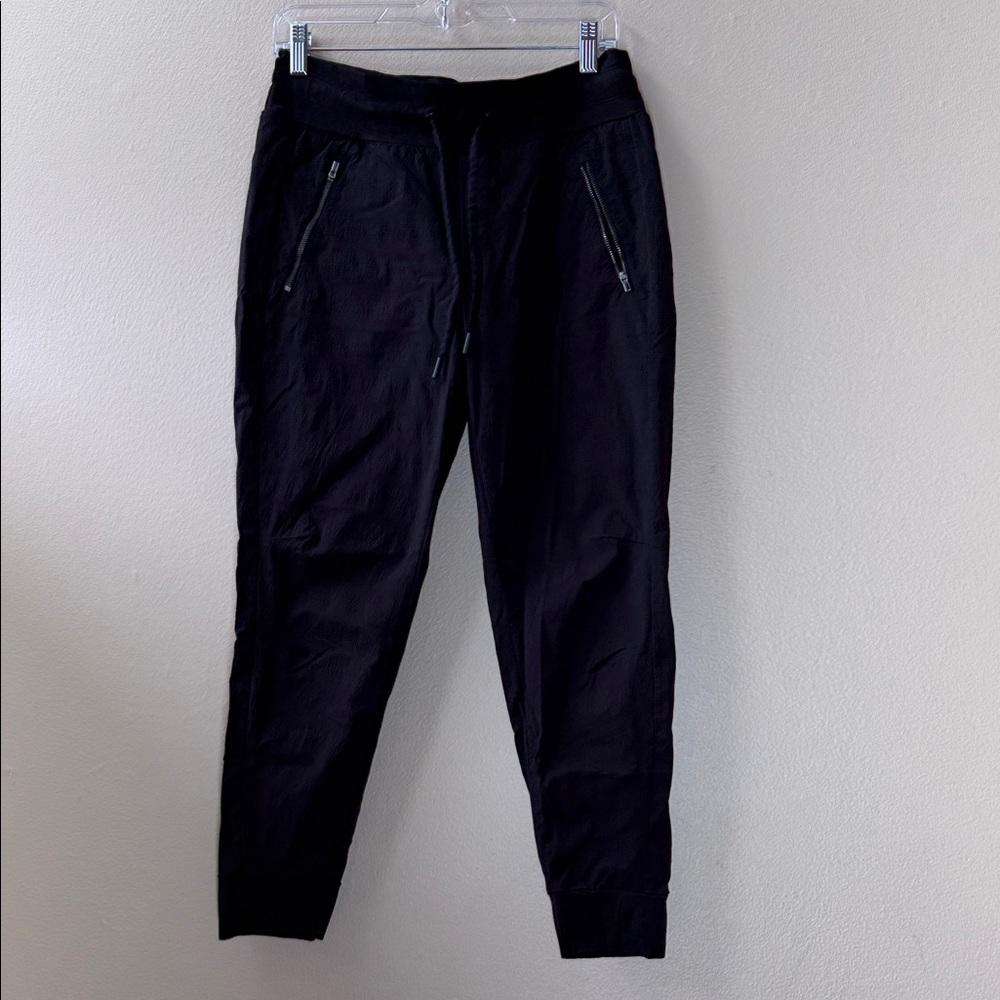 Athleta Black Men’s Jogger Sweatpants with Zip Pockets